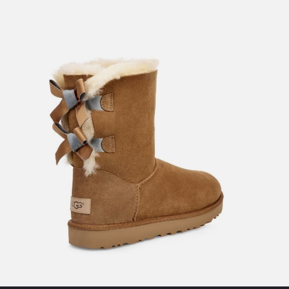 UGG Bailey Bow II